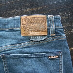 Volcom Jeans size US36